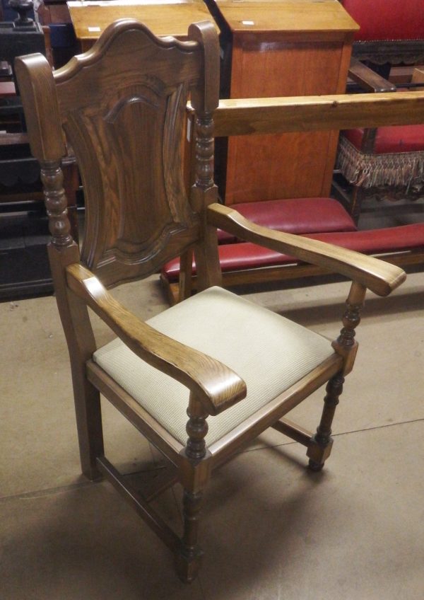 SILLÓN DE MADERA