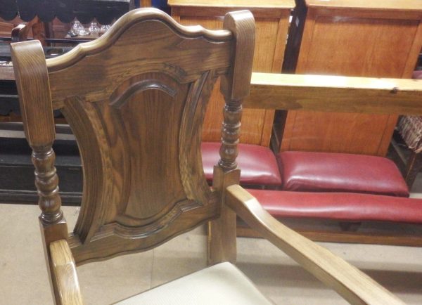 SILLÓN DE MADERA